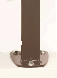 Poteau grillage rigide 0867mm  Brun 2650 Sablé - DeltaMax platine soudée - Produits de clôture Verpillat