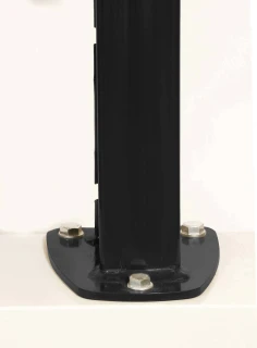 Poteau grillage rigide 1767mm  Noir 2300 Sablé - DeltaMax platine soudée - Produits de clôture Verpillat