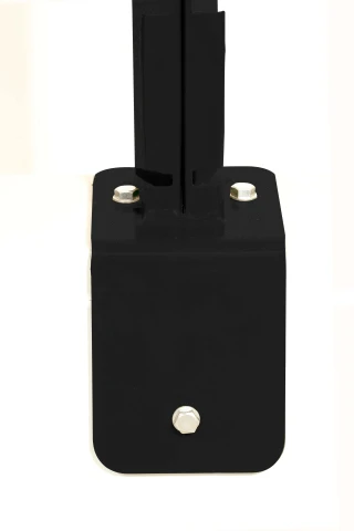Poteau grillage rigide 0867mm Noir 2300 Sablé - DeltaMax platine équerre soudée